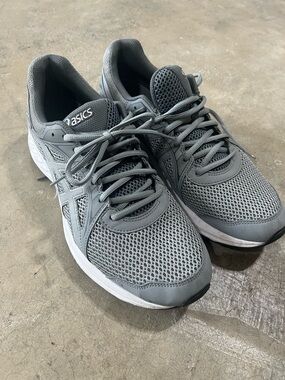 Asics Men's Gray Athletic Running Sneakers